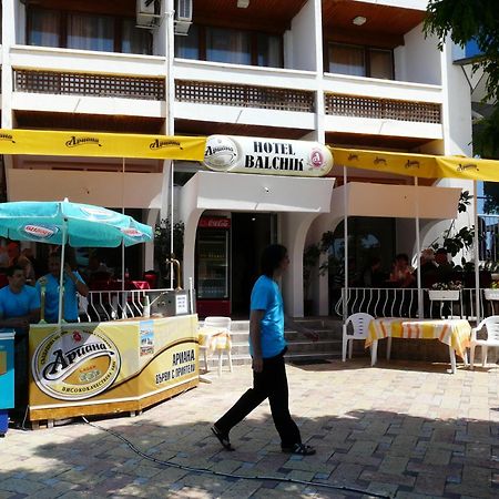 Family Hotel Μπαλτσίκ Εξωτερικό φωτογραφία