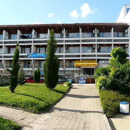 Family Hotel Μπαλτσίκ Εξωτερικό φωτογραφία